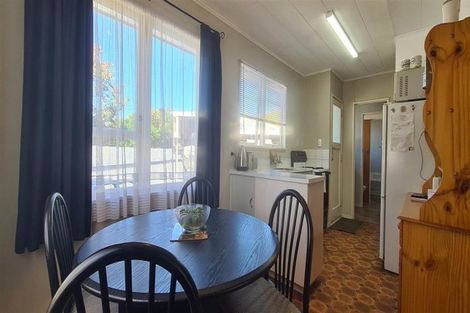 Photo of property in 18 Saint Pauls Place, Tamatea, Napier, 4112