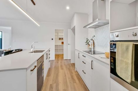 Photo of property in 12 Towhai Crescent, Owhata, Rotorua, 3010