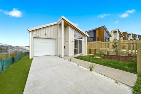 Photo of property in 18 Kopu Road, Orewa, 0931