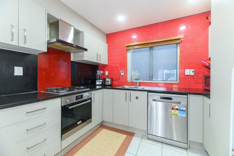 Photo of property in 38 Arawa Street, New Lynn, Auckland, 0600