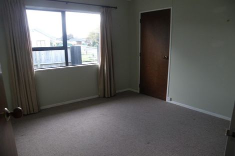 Photo of property in 3 Atarau Grove, Paraparaumu, 5032