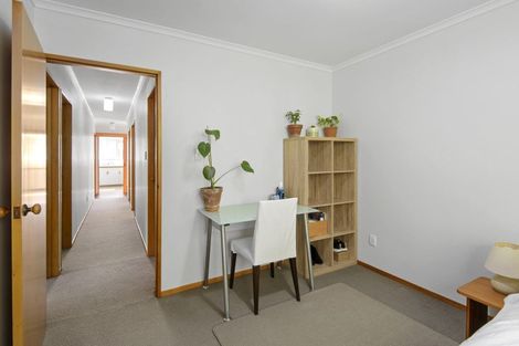 Photo of property in 2/9a Kingham Place, Avonhead, Christchurch, 8042