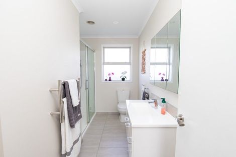 Photo of property in 3 Costello Drive, Ngatea, 3503