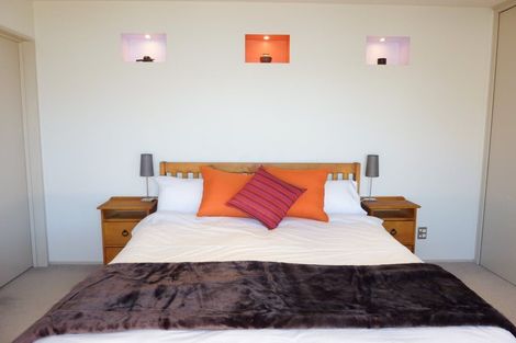 Photo of property in 12a Sainsbury Road, Fernhill, Queenstown, 9300