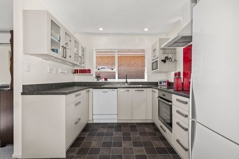 Photo of property in 12 Manly Garden, Paraparaumu Beach, Paraparaumu, 5032