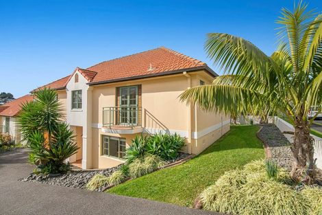 Photo of property in 24 Parkwood Crescent, Gulf Harbour, Whangaparaoa, 0930
