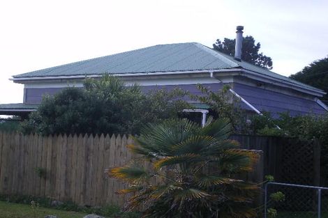 Photo of property in 3 Corbett Street, Hector, 7822