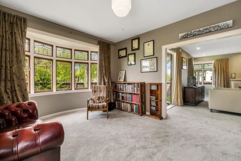 Photo of property in 2 Lynch Street, Point Chevalier, Auckland, 1022