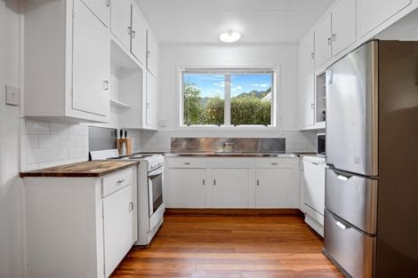 Photo of property in 1 Wyatt Avenue, Te Aroha, 3320