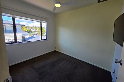 Photo of property in 11/2 Armoy Drive, East Tamaki, Auckland, 2016