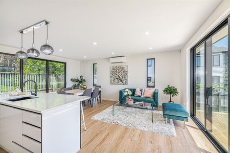 Photo of property in 5 Shibata Rise, Ranui, Auckland, 0612
