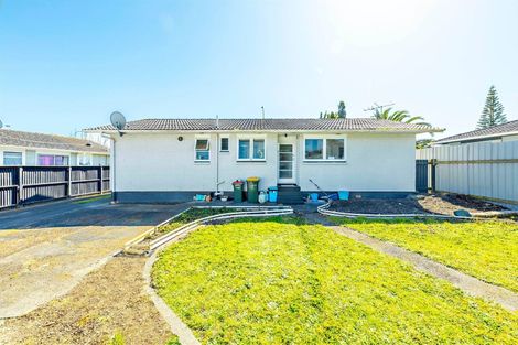 Photo of property in 3 Aarts Avenue, Manurewa, Auckland, 2102