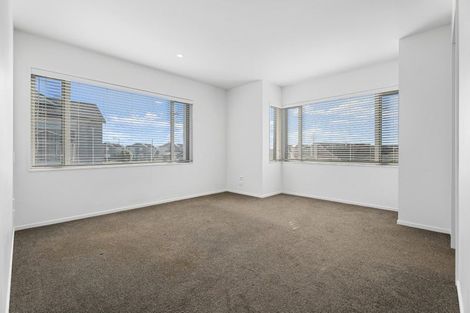 Photo of property in 31 Aviation Street, Takanini, 2112