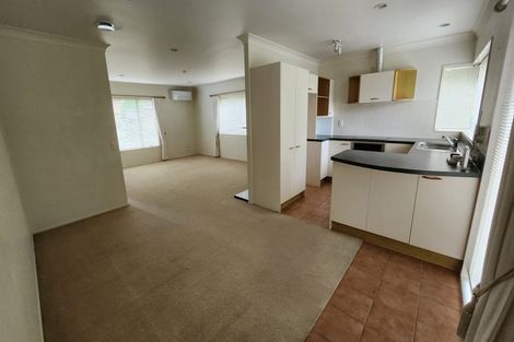 Photo of property in 2/12 Nakhle Place, Manurewa, Auckland, 2105