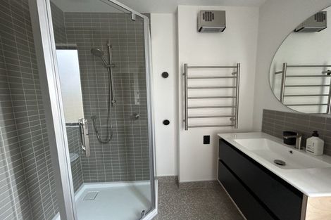 Photo of property in 21 Clearview Street, Wanaka, 9305