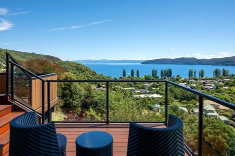 Photo of property in 35 Peregrine Place, Kinloch, Taupo, 3377