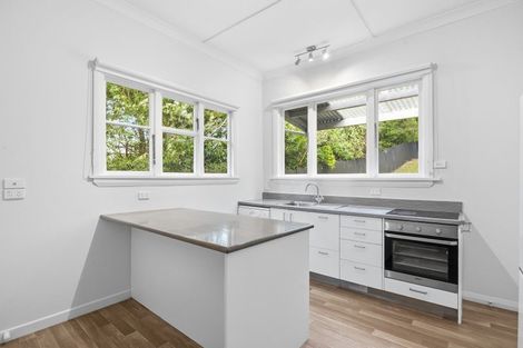 Photo of property in 105 Kaikorai Valley Road, Glenross, Dunedin, 9011