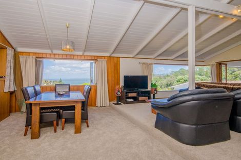 Photo of property in 24 Lewis Street, Blockhouse Bay, Auckland, 0600