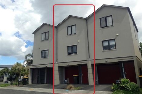Photo of property in 4 Opito Way, East Tamaki, Auckland, 2013