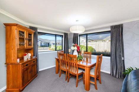 Photo of property in 23 Silicon Way, Fitzherbert, Palmerston North, 4410