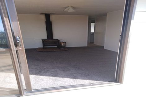 Photo of property in 11 Arde Place, Massey, Auckland, 0614