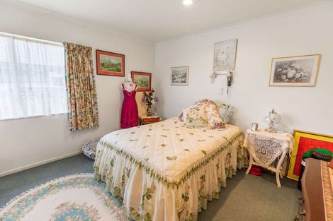 Photo of property in 61 Winchester Street, Levin, 5510