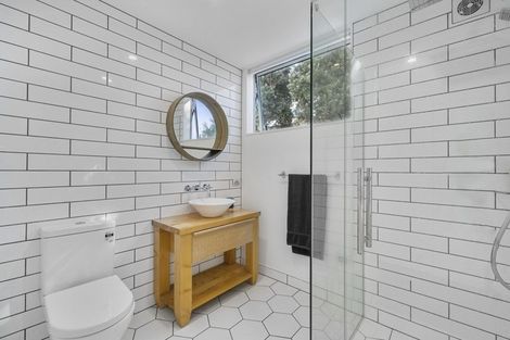 Photo of property in 7 Olliver Grove, Waikanae Beach, Waikanae, 5036