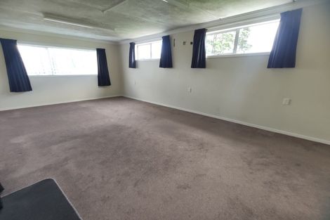 Photo of property in 17 Matipo Road, Te Atatu Peninsula, Auckland, 0610