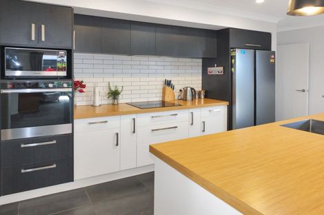 Photo of property in 10 Godwit Court, Foxton Beach, Foxton, 4815