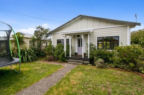 Photo of property in 61 York Street, Moera, Lower Hutt, 5010