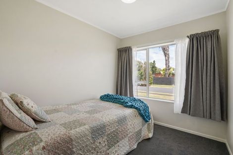 Photo of property in 5 Glengowan Place, Conifer Grove, Takanini, 2112