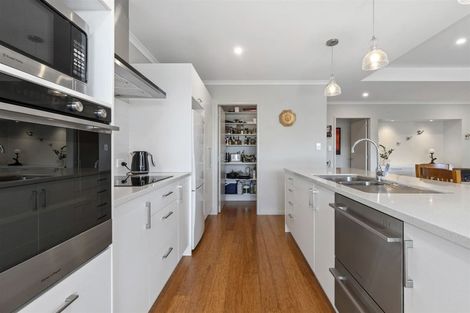 Photo of property in 94 Moffat Road, Bethlehem, Tauranga, 3110