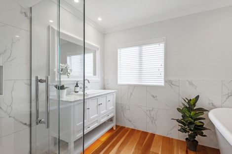 Photo of property in 36 Taylors Avenue, Bryndwr, Christchurch, 8052