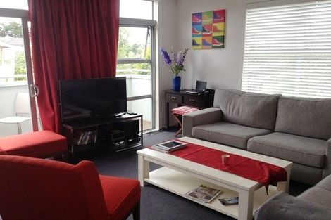 Photo of property in Habitat Apartments, 9/31 Byron Avenue, Takapuna, Auckland, 0622