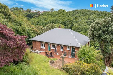 Photo of property in 56 Glen Road, Mornington, Dunedin, 9011