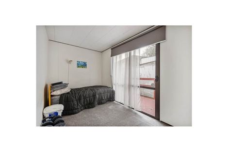 Photo of property in 2/27 Nearco Street, Randwick Park, Auckland, 2105