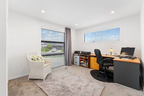 Photo of property in 18 Caledonia Drive, Mosgiel, 9024