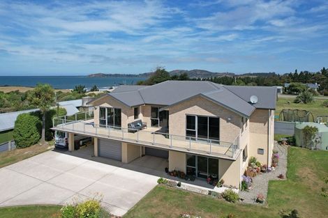 Photo of property in 11 Oakham Street, Hampden, 9410