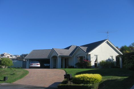 Photo of property in 16 Bowman Place, Whitby, Porirua, 5024