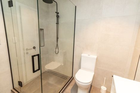 Photo of property in 2/62 Cambridge Terrace, Papatoetoe, Auckland, 2025