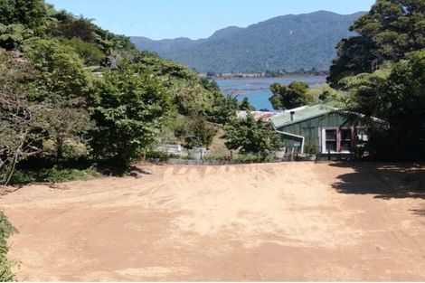 Photo of property in 14 Gibbs Road, Collingwood, 7073