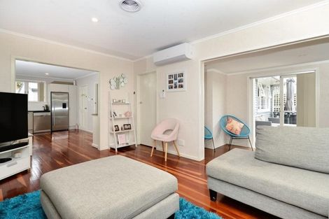 Photo of property in 74 Pooks Road, Ranui, Auckland, 0612