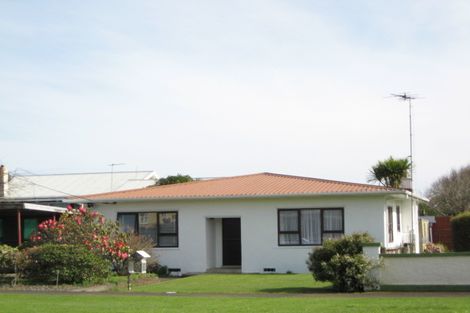 Photo of property in 4a High Street West, Waitara, 4320