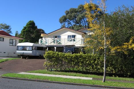 Photo of property in 8 Bain Place, Bucklands Beach, Auckland, 2014
