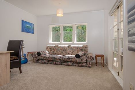 Photo of property in 24 Lewis Street, Blockhouse Bay, Auckland, 0600
