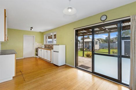 Photo of property in 16 Glencoe Street, Burnside, Christchurch, 8053