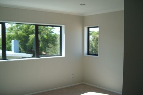 Photo of property in 813 Te Atatu Road, Te Atatu Peninsula, Auckland, 0610