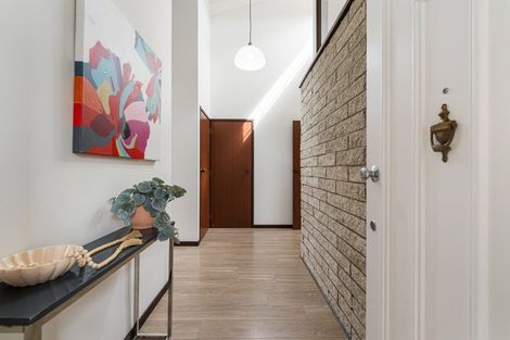 Photo of property in 2/35 Swanson Road, Henderson, Auckland, 0610