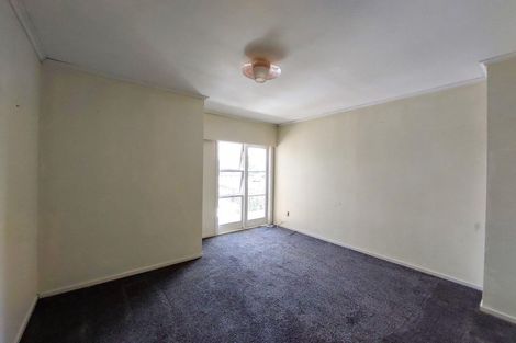 Photo of property in 187 Te Atatu Road, Te Atatu South, Auckland, 0610