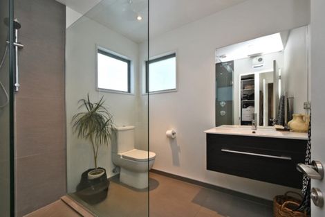 Photo of property in 3 Maurice Knowles Lane, Cashmere, Christchurch, 8022